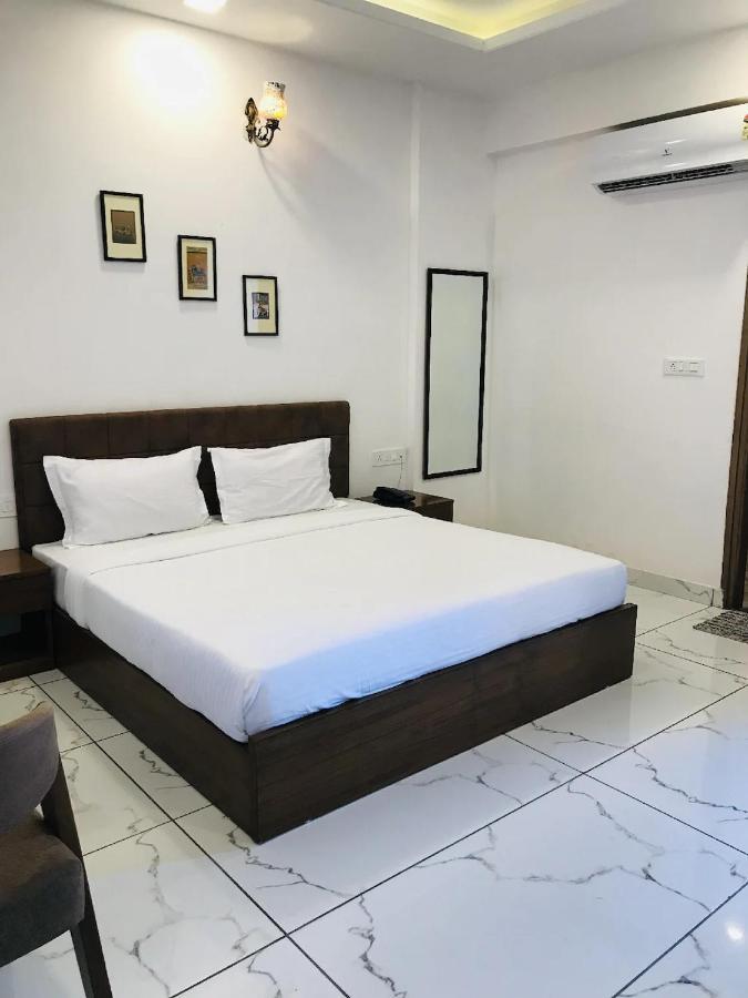 Hotel Aaradhya Ουνταϊπούρ Εξωτερικό φωτογραφία