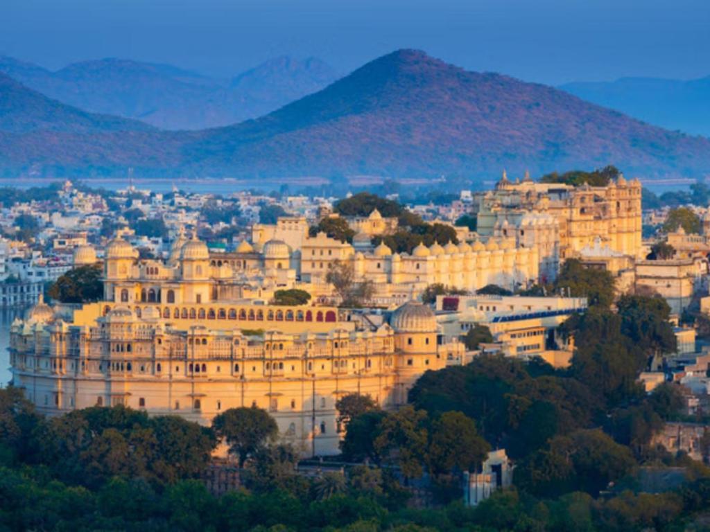 Hotel Aaradhya Ουνταϊπούρ Εξωτερικό φωτογραφία